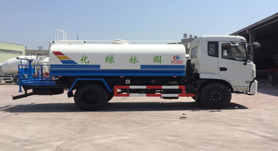 東風145灑水車︱12噸灑水車圖片