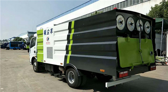 東風多利卡吸塵車︱8噸吸塵車圖片