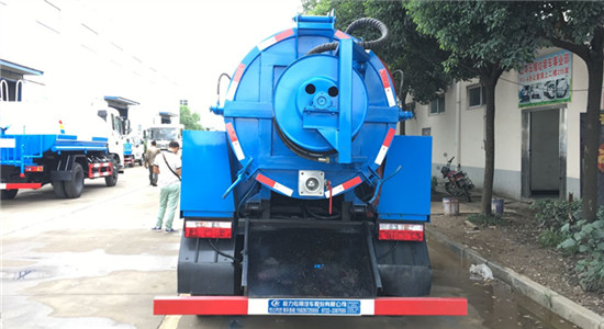 東風清洗吸污車︱6噸清洗吸污車圖片