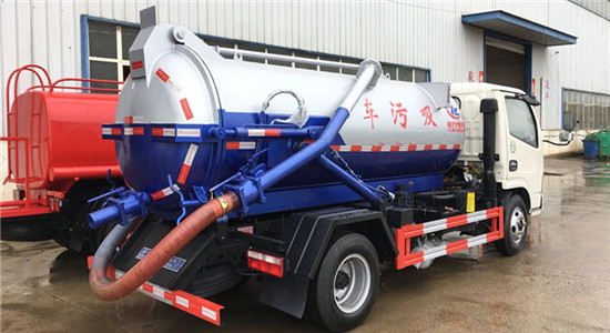 東風小多利卡吸污車︱4噸吸污車圖片