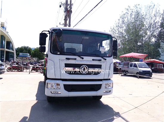 東風D9多利卡吸糞車︱10噸吸糞車圖片