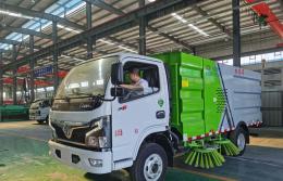 東風小福瑞卡5噸掃路車