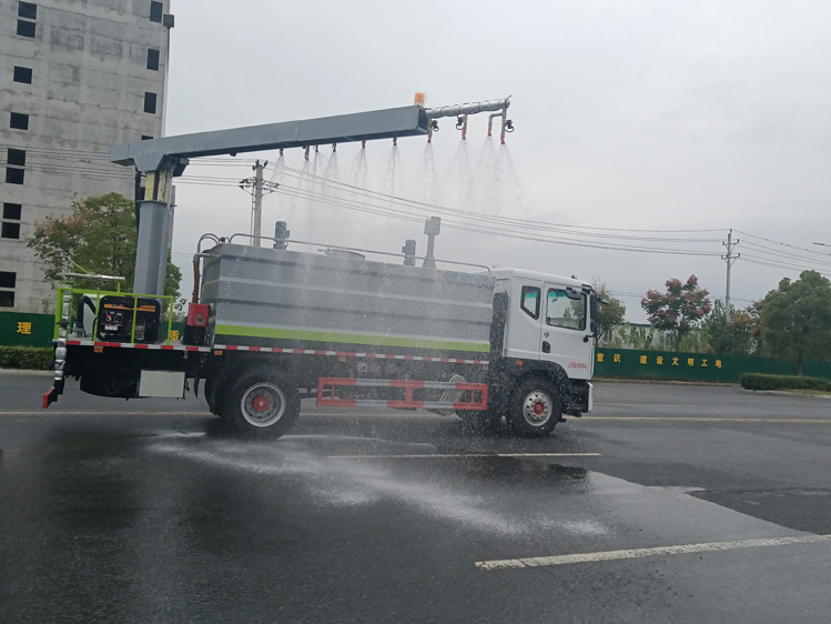 360度全景東風D9鐵路抑塵車-程力CLW5180TDY6CD_大同煤場抑塵灑水車_運煤抑塵劑固化劑噴灑