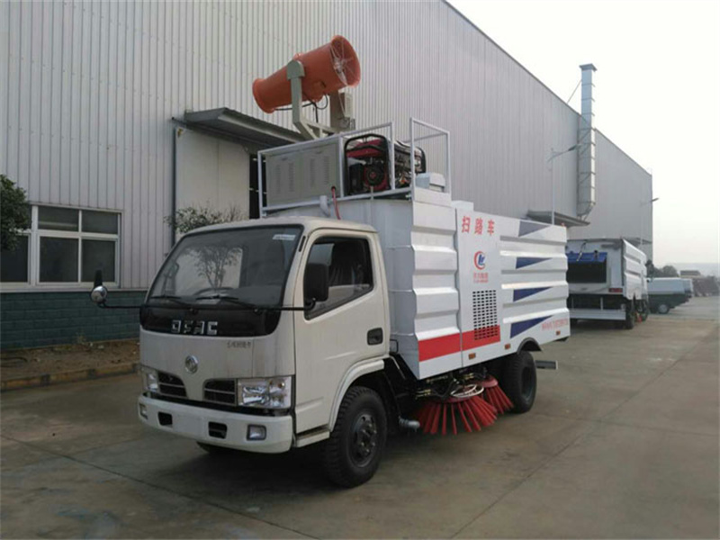 1659602269946179.jpg 掃路帶霧炮.jpg